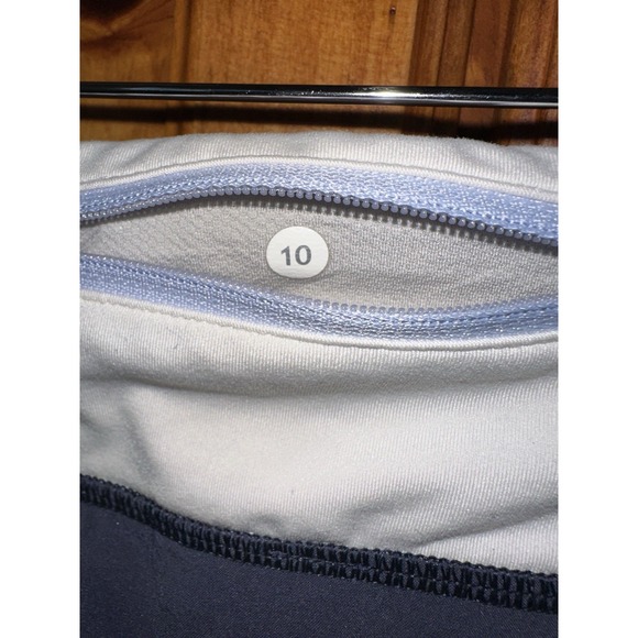 Lululemon Speed Up Shorts Women's 10 Blue Low Rise Lined 2.5" Inseam Running - Picture 5 of 9